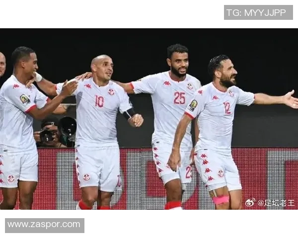 世俱杯精彩对决瓜达拉哈拉迎战突尼斯展现足球魅力与激情 世俱杯精彩对决瓜达拉哈拉迎战突尼斯展现足球魅力与激情