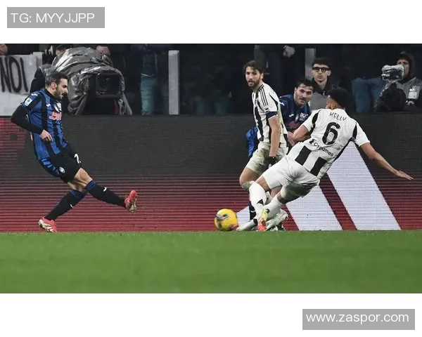 克鲁赛罗对阵拉腊让两球的比赛分析与预测如何看待这场较量